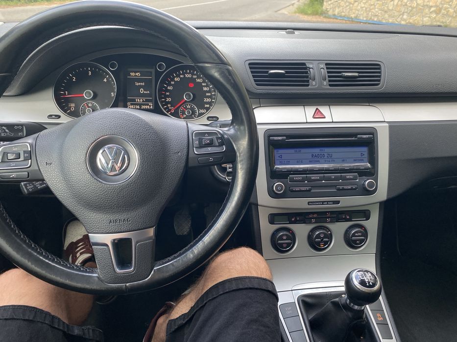 Volkswagen PASSAT B6 2010