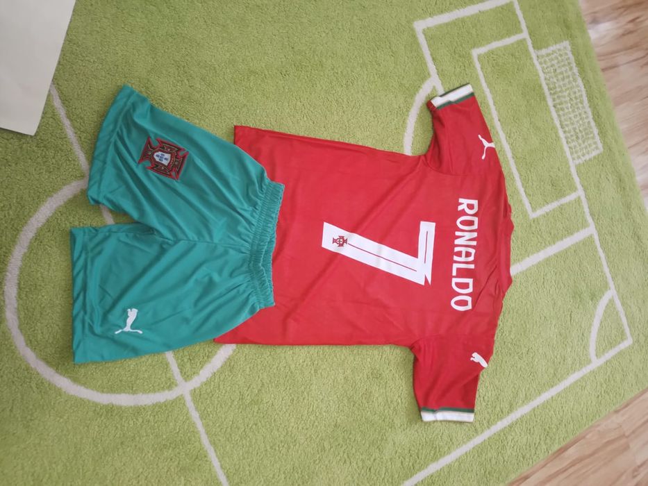Kit echipamente fotbal 4-14 ani diverse echipe