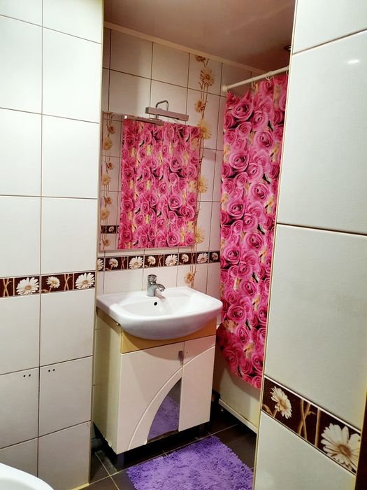 Сдам  VIP 2х комн 4 мкрн