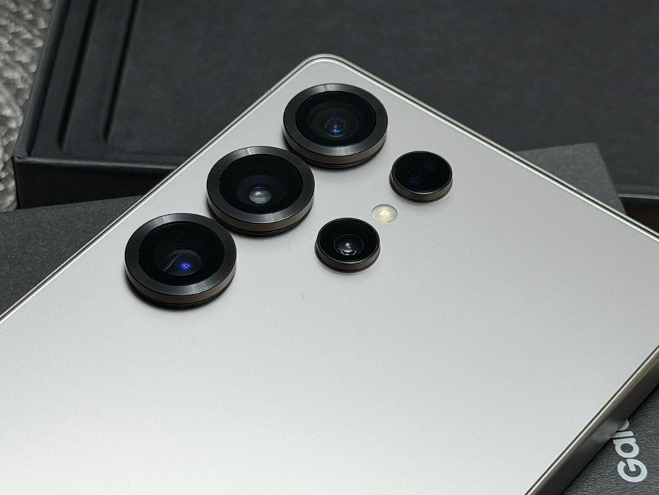 Samsung Galaxy S25 Ultra 5G 256GB Гаранция!