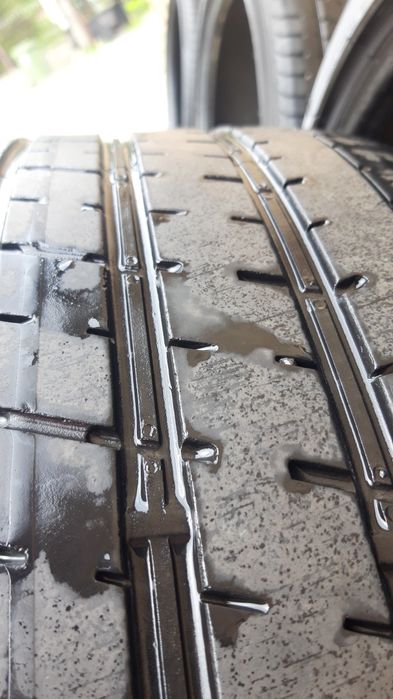 ГУМИ Pirelli P Zero 255 40 21.цена за 4бр.