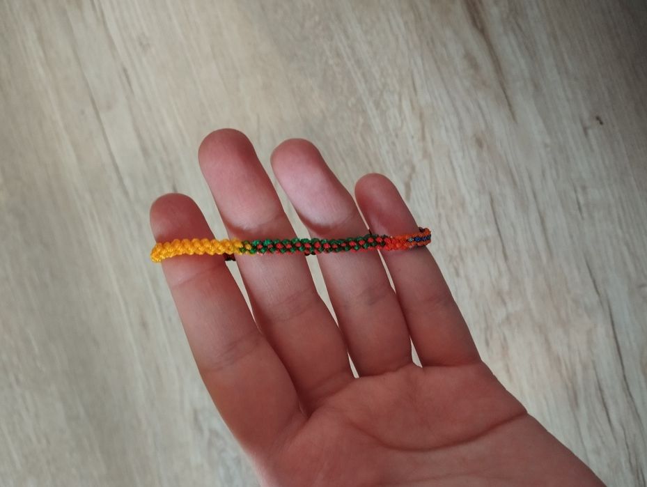 Плетёный браслет