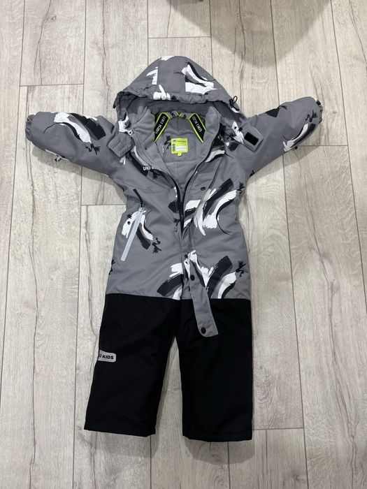 Детский зимний комбинезон