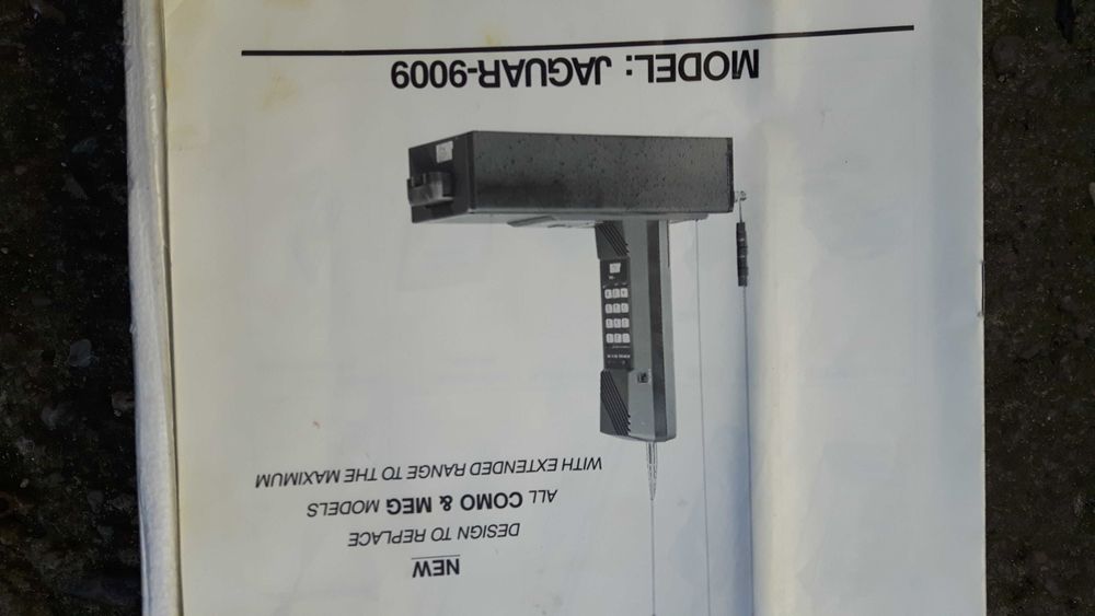 Японски ретро радиотелефон с голям обхват-мах  500км