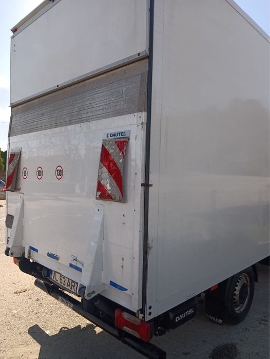 Vand autoutilitare , Iveco Daily, Mercedes Sprinter,