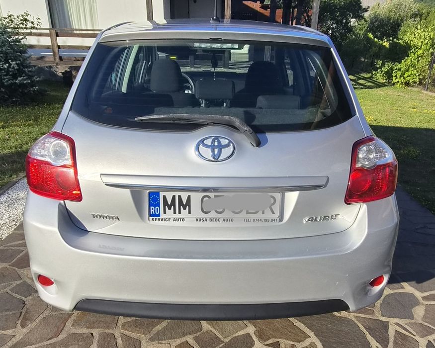 TOYOTA Auris 2011 — imagine 4