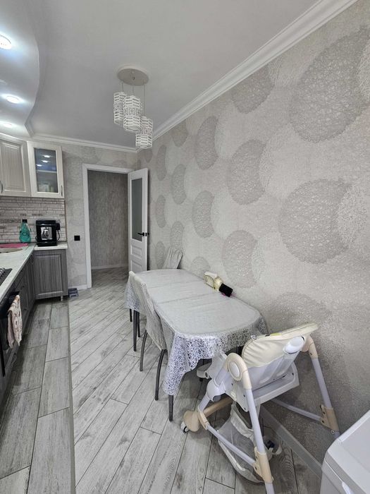 Продается 4 кон кв Кудайбердиева,91