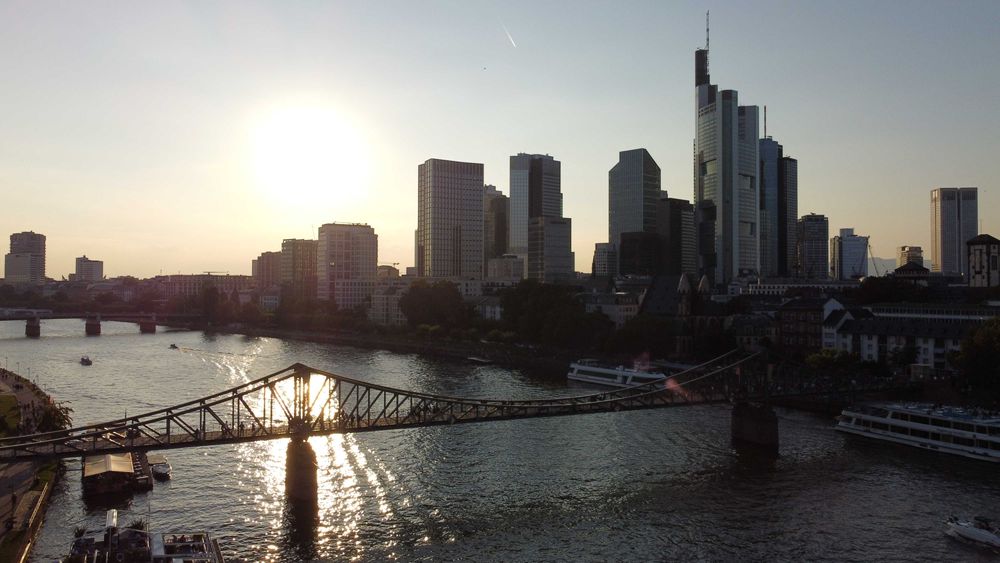 Дрон заснемане | Видео и снимки от въздуха | Сватби, имоти, бизнес