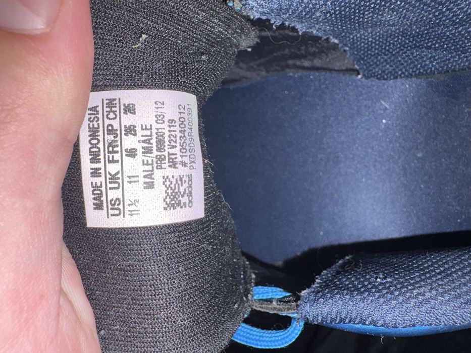 Футболни обувки Адидас