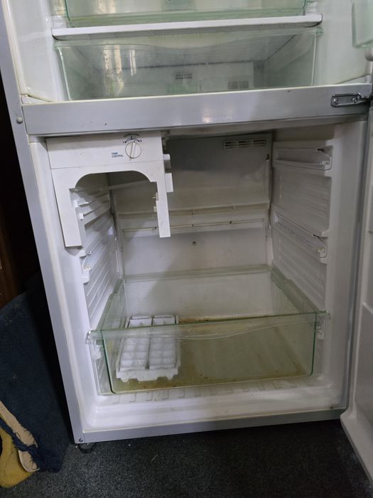 Продаются холодильники