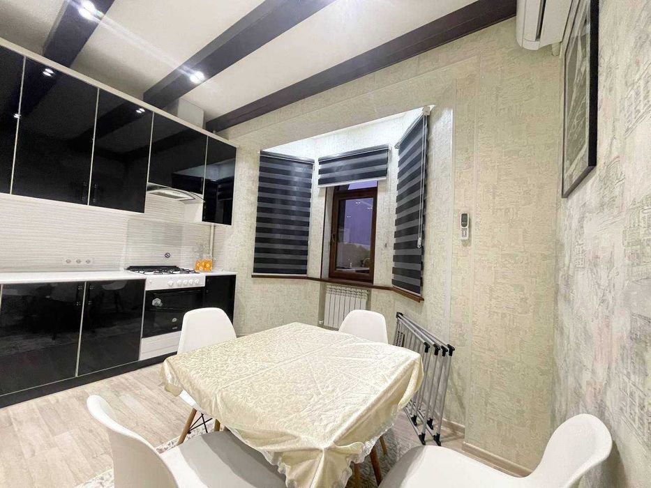 R17! Сдаётся Квартира 2/2/4 на  Мирзо Улугбекском, ор-р Гинекология