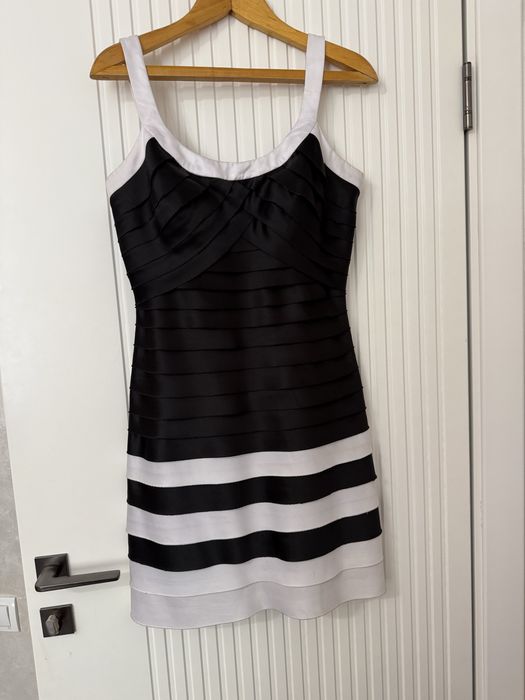 Плать вечернее, очень стильное и красивое