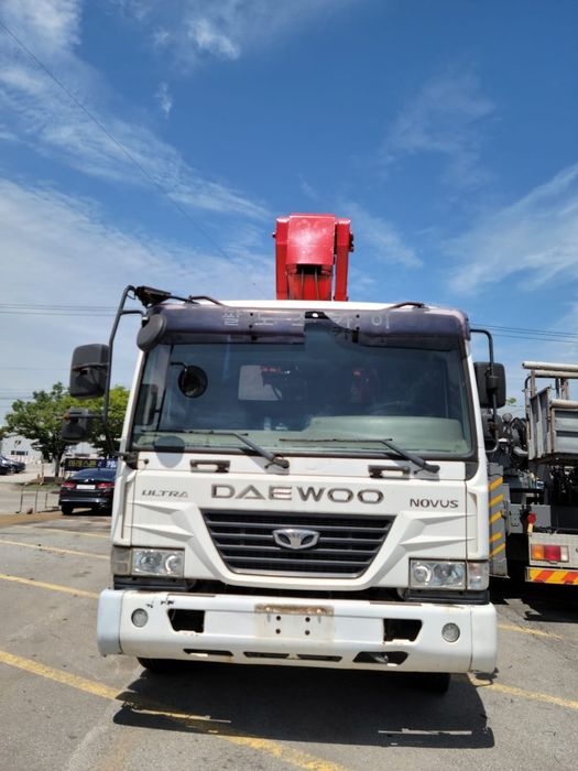 Услуги автовышки  от 17  до 45 метров  24/7   долгосрочный договор