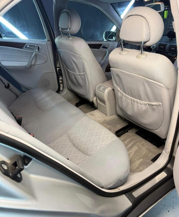 Mercedes Benz C 180 /  Benzina + GAZ