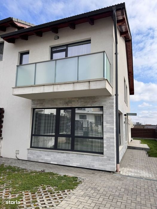 Duplex spatios 170 mp, 3 camere, aproape de centru – Dambul Rotund