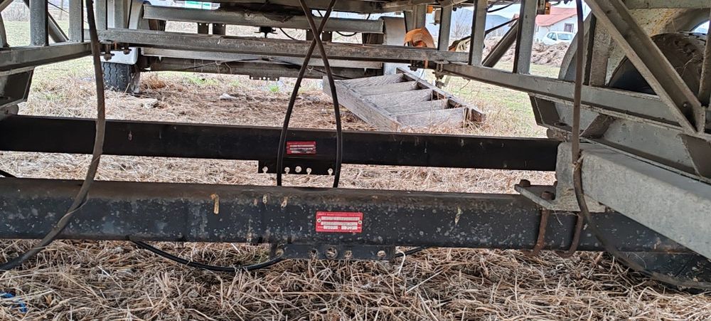 Vand pavilion apicol