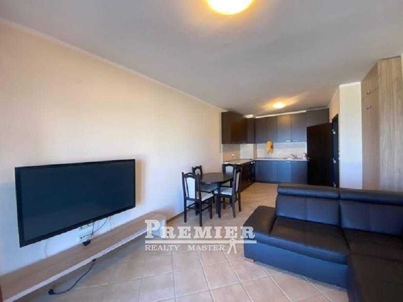 Продава се Двустаен апартамент в Царево - 74 кв.м за 793 €/кв.м - Снимка #3