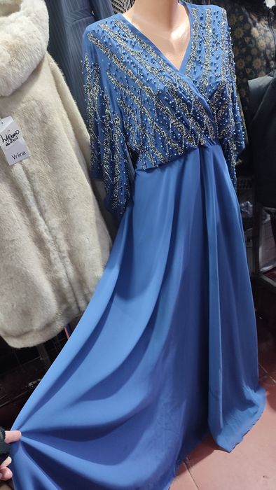 Шикарное нарядное платье