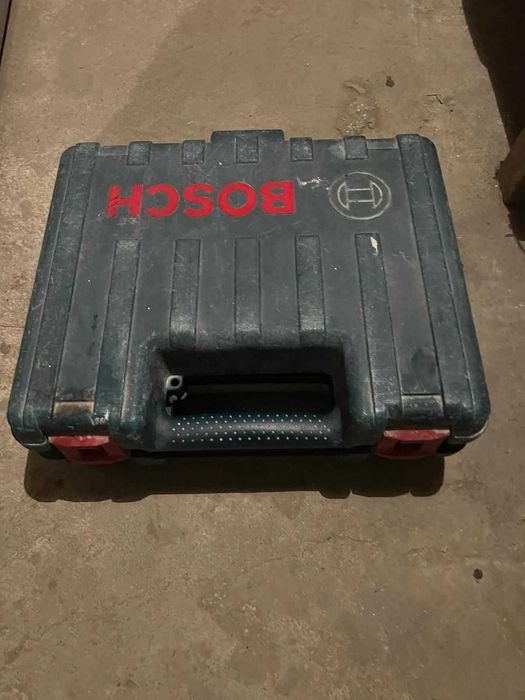 Ferastrau vertical 650 W | Bosch GST90E