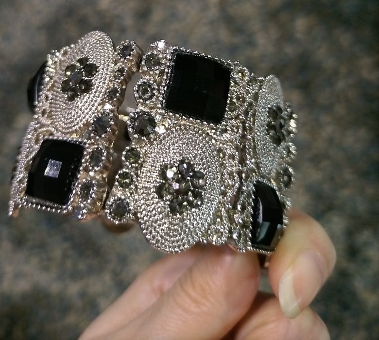 Луксозна дамска гривна BAGUE A DAMES, Alessa, Алеса