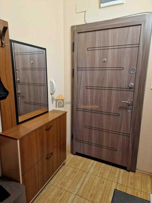 Едностаен апартамент във Въстанически