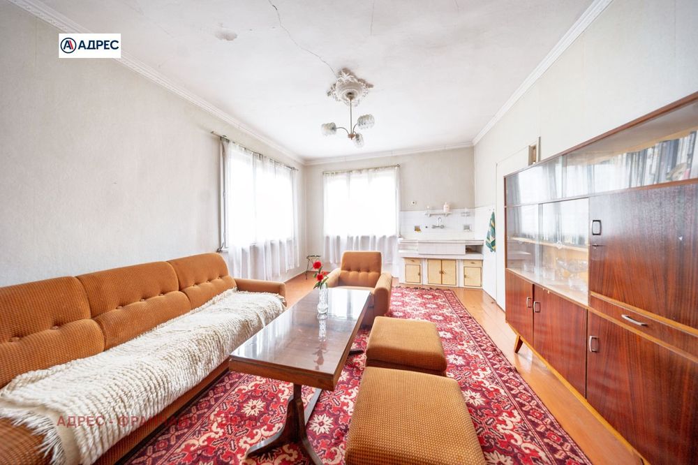 Къща в Ловеч-Младост площ 124 цена 113000