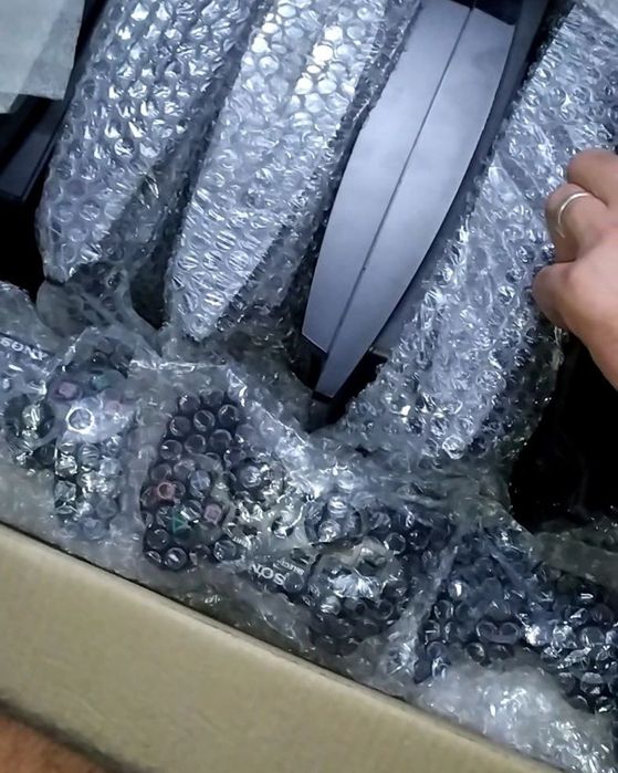 Ps3 pristavka sony playstation sotiladi