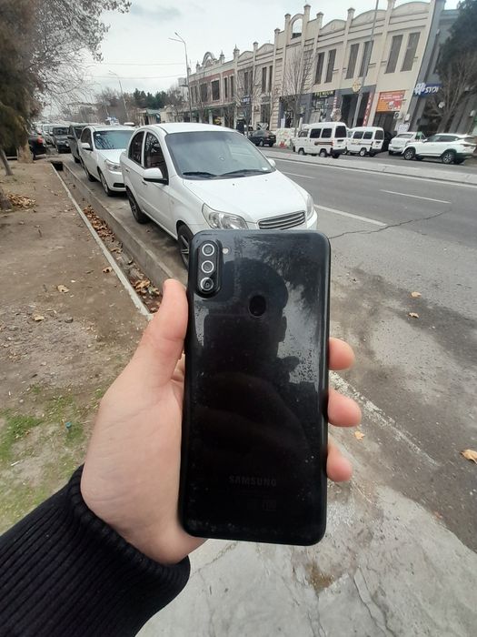 Samsung a11 telefon yaxshi