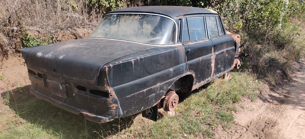 Мерцедес W110 и W111. на части