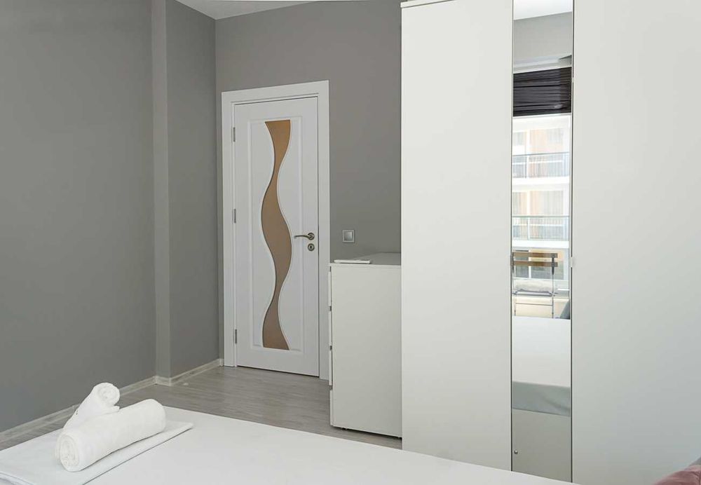 Дава се под наем Двустаен апартамент в к.к. Св.Св. Константин и Елена - 60 кв.м за 650 € - Снимка #12