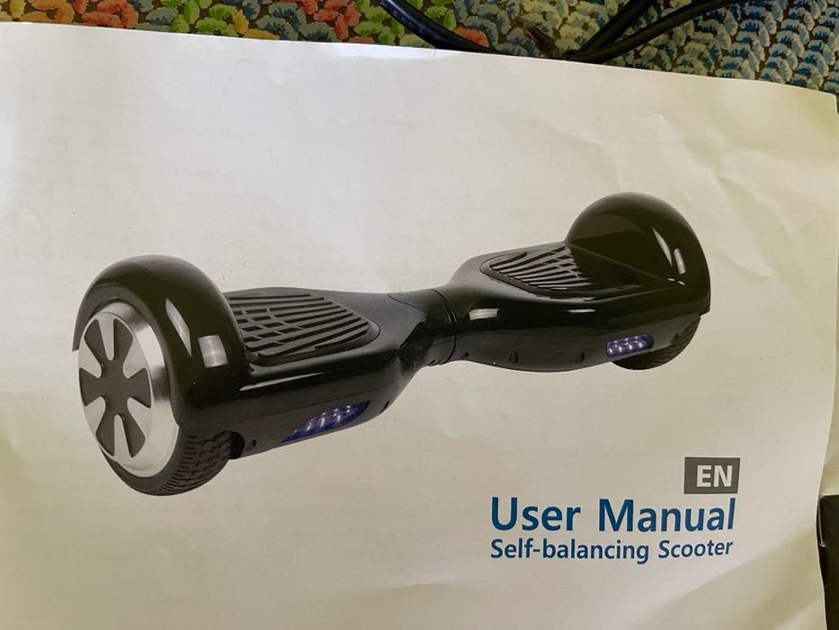 Vand hoverboard cu lumini si telecomanda