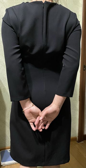 Платье женское  .