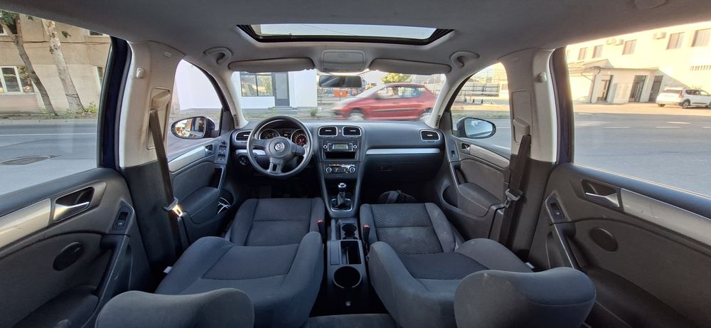 Vw golf6    1.4 benzina motor clasic 80 cp an 2010