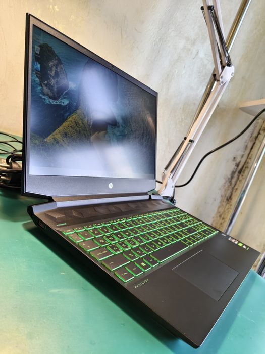 Игровой ноутбук HP Gaming 6 ядер
