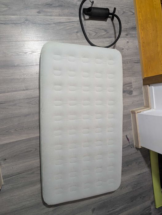Saltea gonflabila pentru copii, Intex, 168x107x25 cm, cu pompa