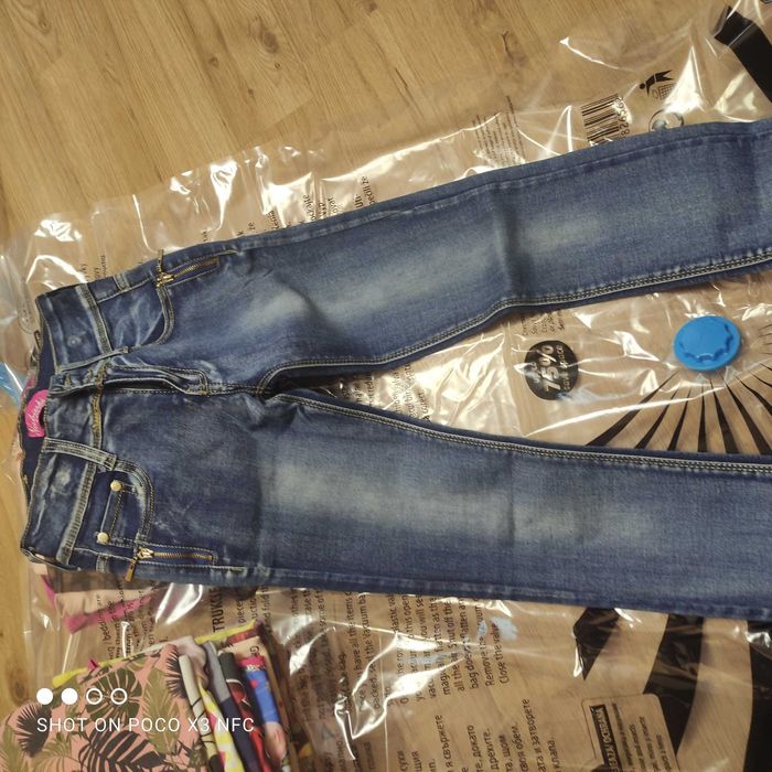 Детски дънки за момиче