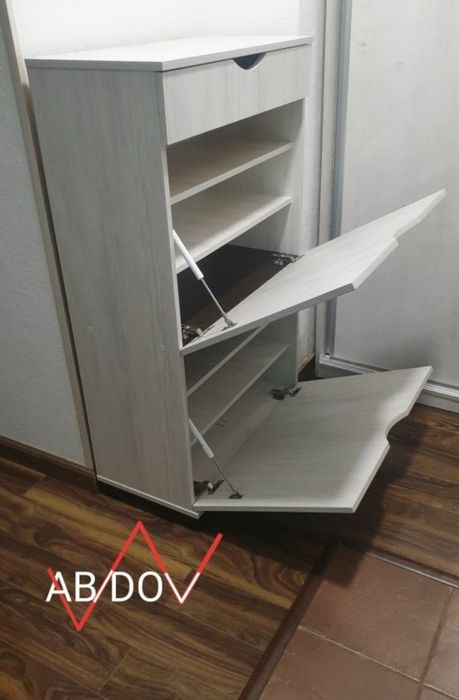 Обувной шкаф в стиле hi-tech