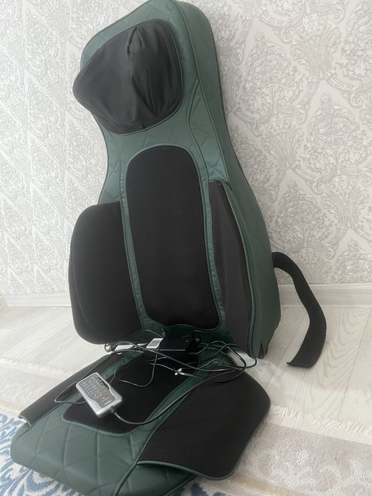 Массажер (массажный кресло)