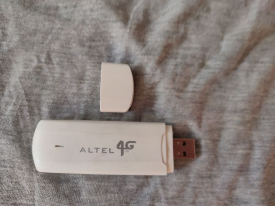 Продам USB модем Router Altel-4G