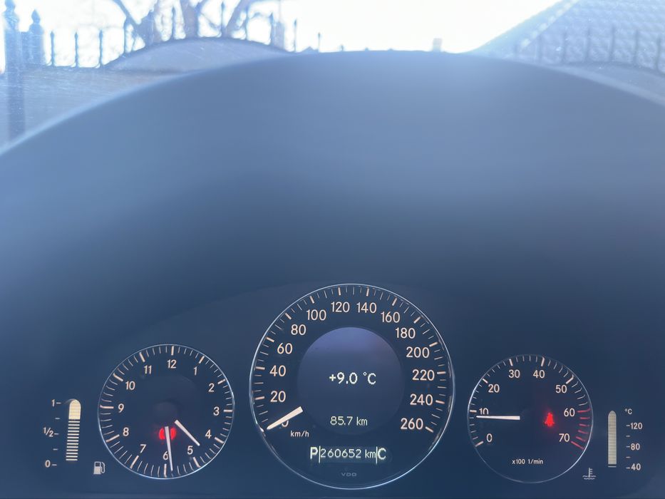 Mercedes w 211 E 200 Kompresor