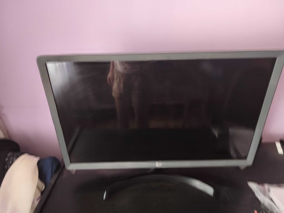 Televizor Smart LG 28TN515V, Diagonala 70 cm, Nou cu accesorii complete