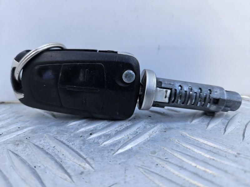 Contact pornire telecomanda cu 2 butoane Opel Signum facelift