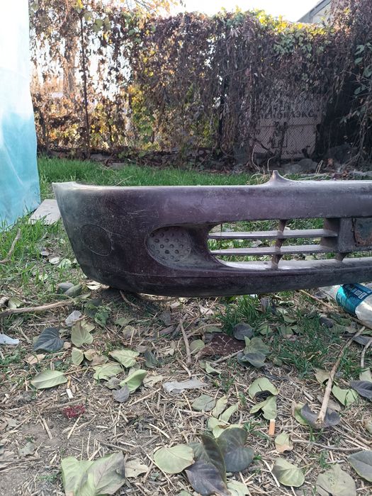 Продам бампер на нисан