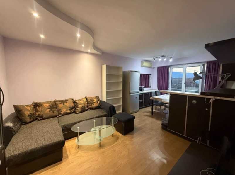 Двустаен апартамент под наем Надежда 1