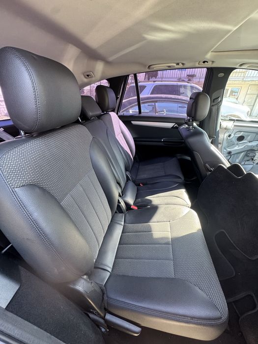 Черен салон кожа с плат за Mercedes R class W251