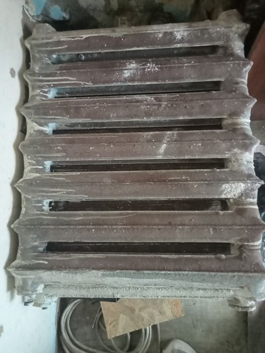 Чугунный радиатор