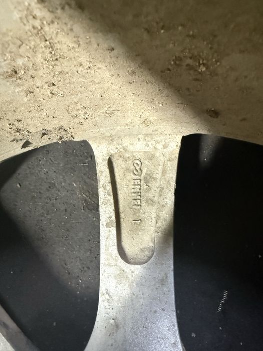 Продам диски с резиной от хонды