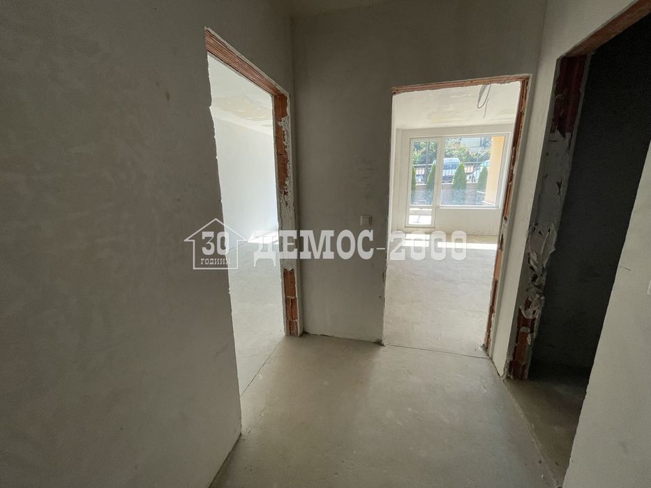 Продава се Двустаен апартамент в к.к. Св.Св. Константин и Елена - 74 кв.м за 2402 €/кв.м - Снимка #2