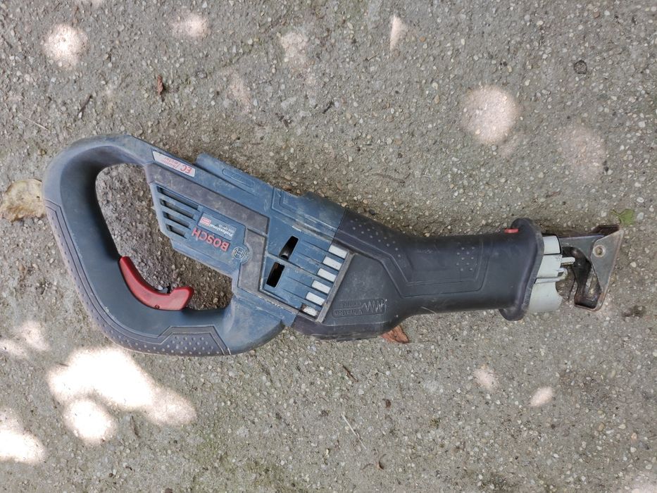 Fierastrau Sabie Bosch GSA 18V-32 stare f buna ,acumulator 18v 4Ah