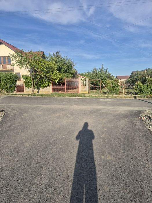Teren intravilan de vînzare